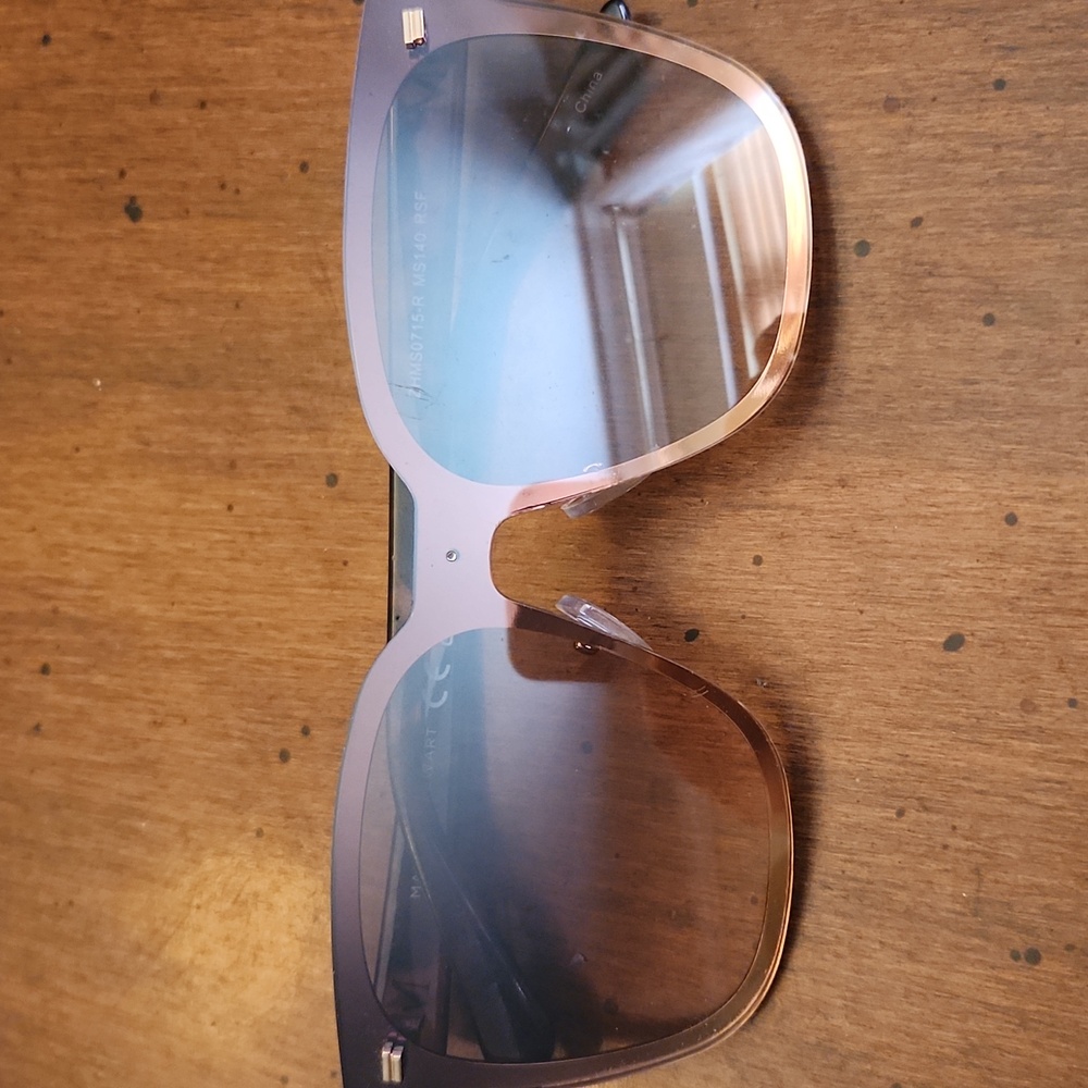 Martha Stewart Women's MS140 Retro UVA and UVB Protective Square Fashion Sunglas - Picture 3 of 8